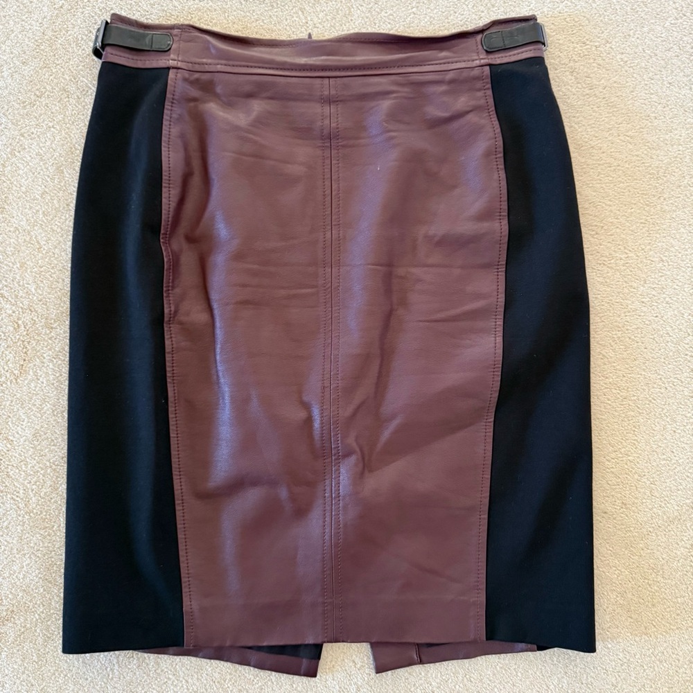 Ann Taylor faux leather and fabric skirt size 4